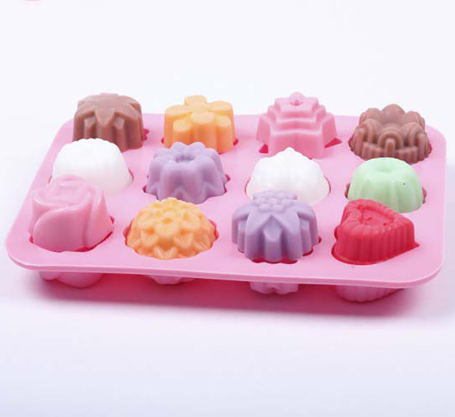 Multipurpose 12 Holes Flowers Silicone Cake Mold Ice Cream Mold Jelly Pudding Mold Chocolate Mold