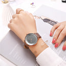CURREN 9033 Ultra Thin Dial Case Casual Style Quartz Watch Leather Band Business Women Watch