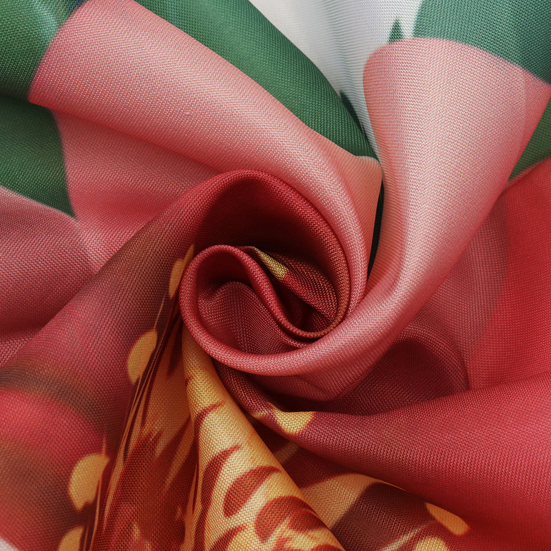 71''x71'' Long Peach Blossom Pattern Waterproof Polyester Shower Curtain with Hooks