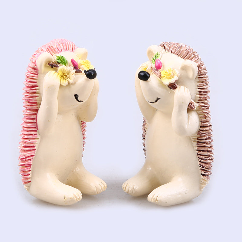 Honana BX Resin Shy Hedgehog Toothbrush Suction Holder Wall Mount Plug Socket Organizer Sundry Key