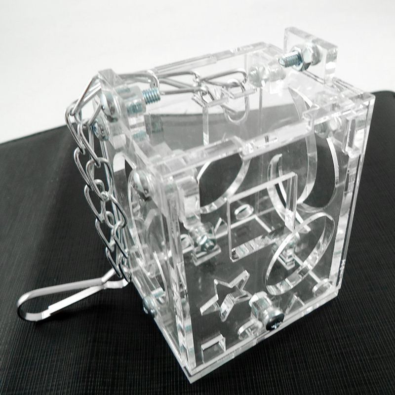 Unique Parrot Bird Cage Feeder Hang Foraging Toys Pet Treat Hunt Macaw Cock Y8H4