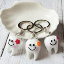 20 pcs Keychain Key Ring Hang Tooth Shape Cute Dental Gift S7R2