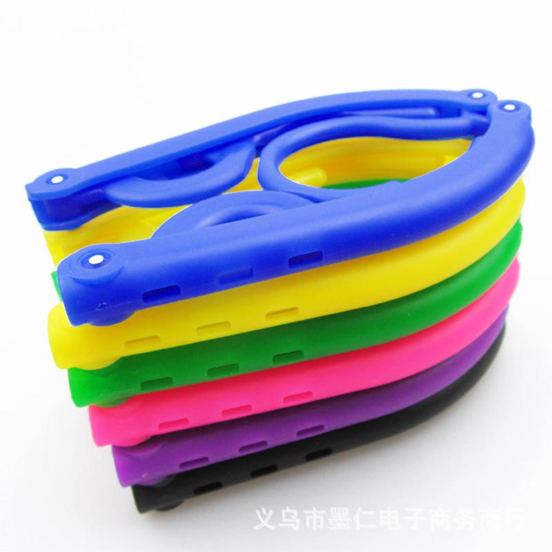 Collapsible Portable Plastic Cloth Hanger