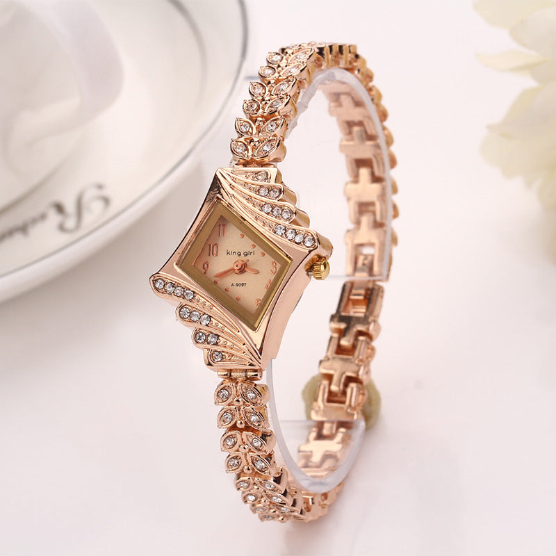Fashion Ladies Dress Watch The Diamond Shape Crystal Leaf Women Bracelet Quartz Watch