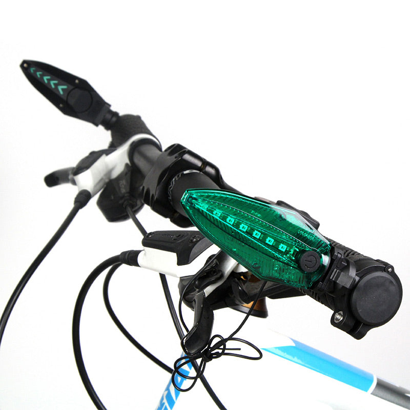 Xmund XD-BL1 1 Pair 130dB Deputy Horns Warning Lights Bike Handlebar Grips Light Waterproof USB Charging