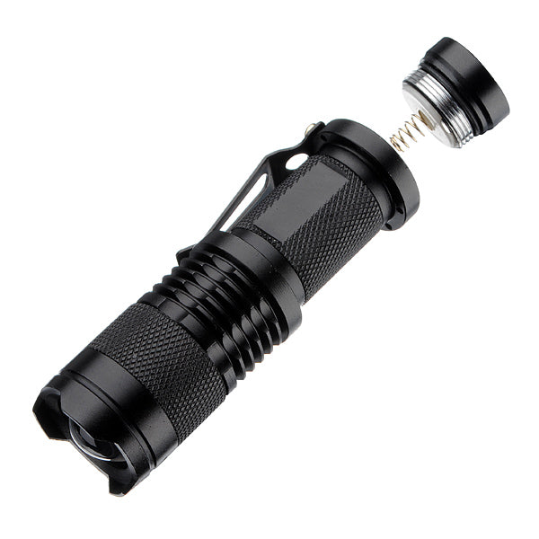 Q5 300LM Mini Zoomable LED Flashlight Black(1*AA/1*14500)