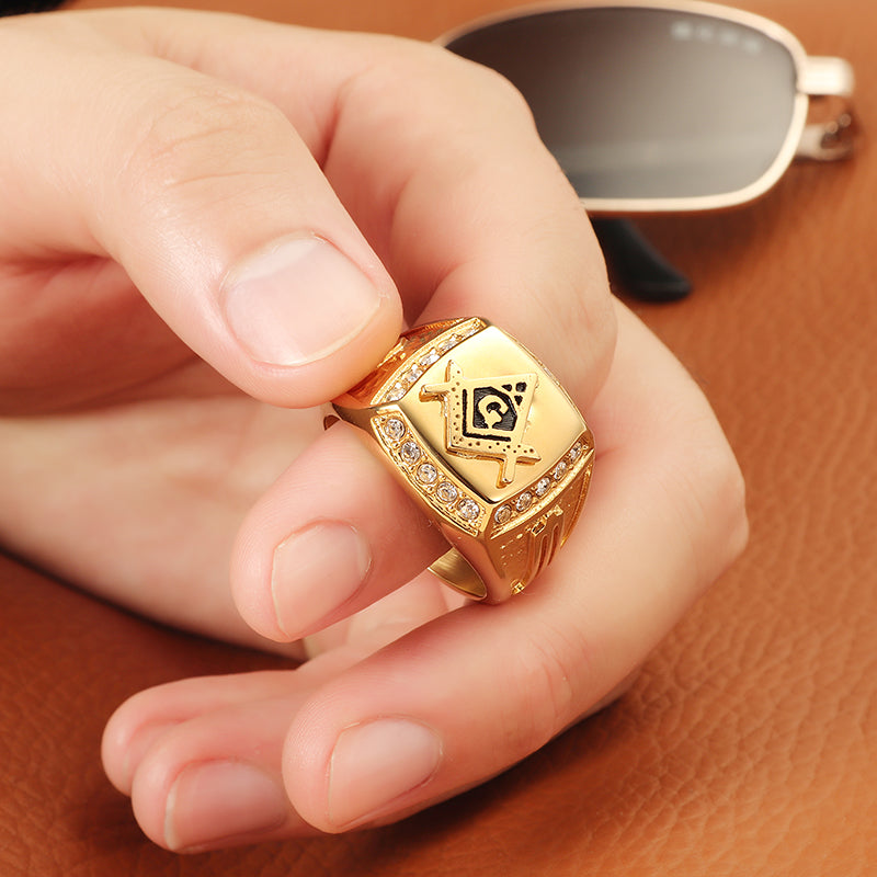 Fashion Gold Titanium Steel Finger Ring Rhinestone Free-Mason Logo Jewelry Gift for Men