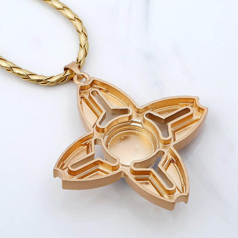 Unisex Fidget Spinner Necklace Four Leaf Crab Craws Pendant Necklace Women Men