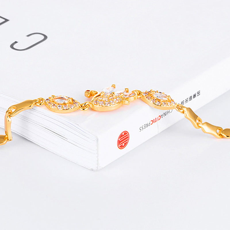 Beautiful Diamond-Studded Zircon Plated  Female Bracelet-18K gold