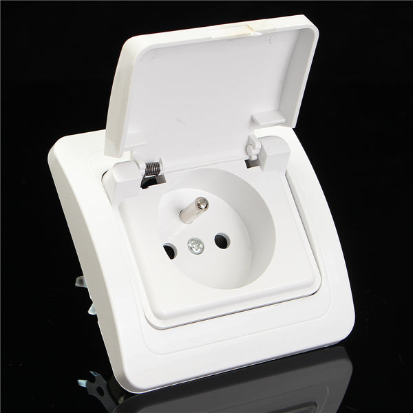 250V 16A 82x82mm EU Plug Wall Waterproof Socket Charger Port Outlet