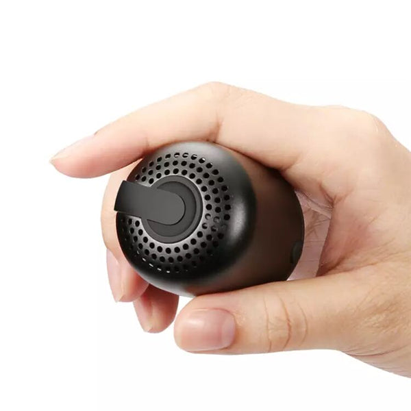 Q11 Mini Portable Hanging Strap TF Card Stereo Noise Cancelling bluetooth Speaker With Microphone