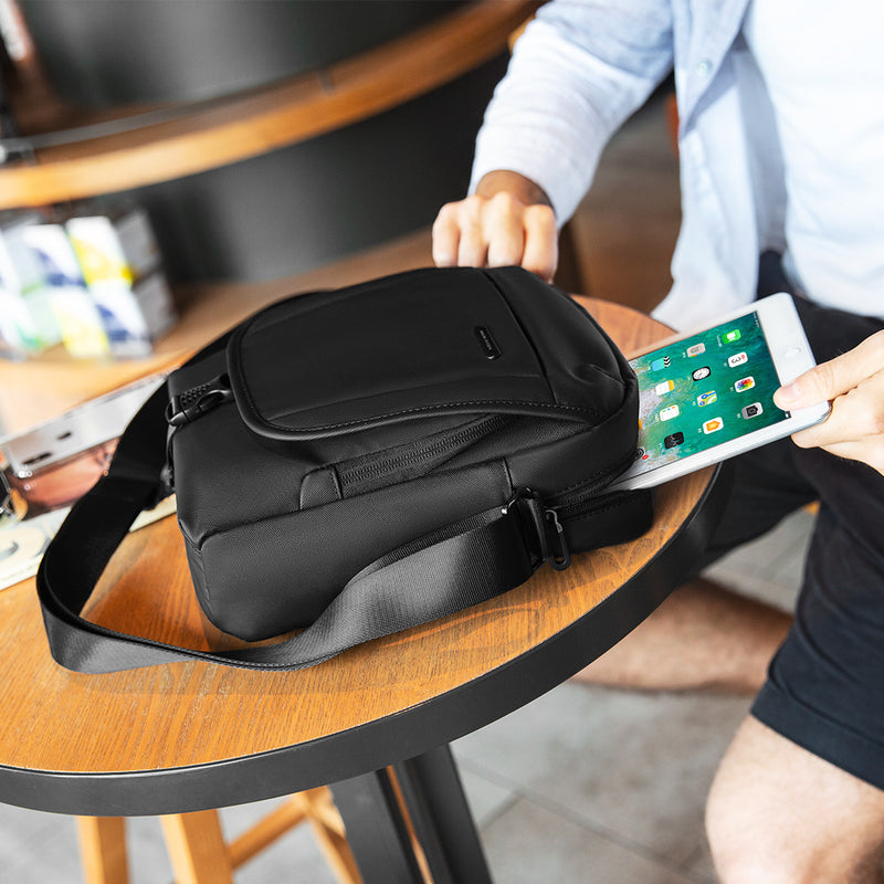 Mark Ryden Men Messenger Bag Waterproof Shoulder Bag For Man Laptop Bag Business Travel Crossbody Bag for IPAD 9.7inch Multi-pocket Large Capacity