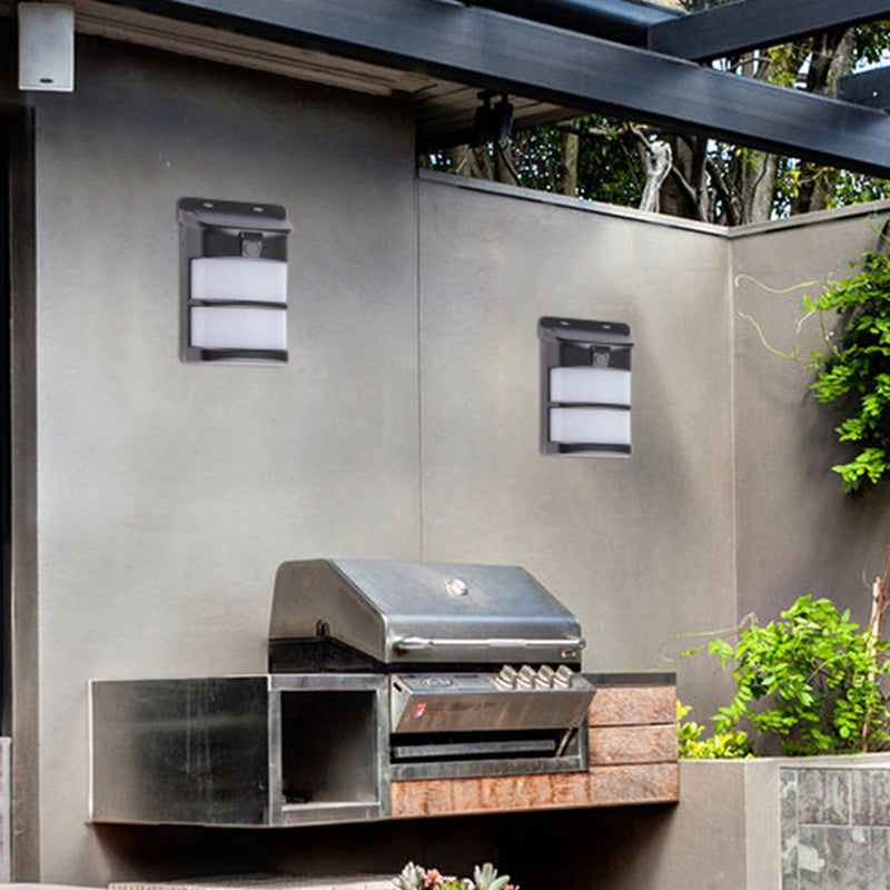 Solar Powered 75 LED Flame Effect Light-controlled Wall Light Waterproof for Outdoor Garden Yard