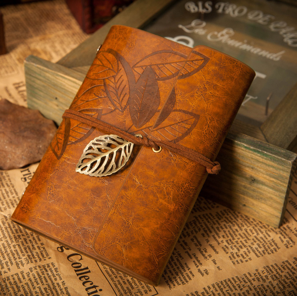 English style notebook PU leather notebook loose-leaf diary creative retro notebook gifts