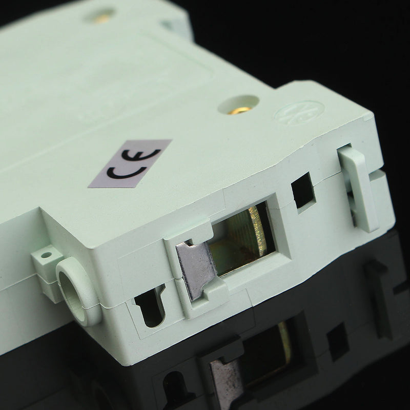 AC 400V 1P Plastic Air Switch Circuit Breaker Miniature Circuit Breakers