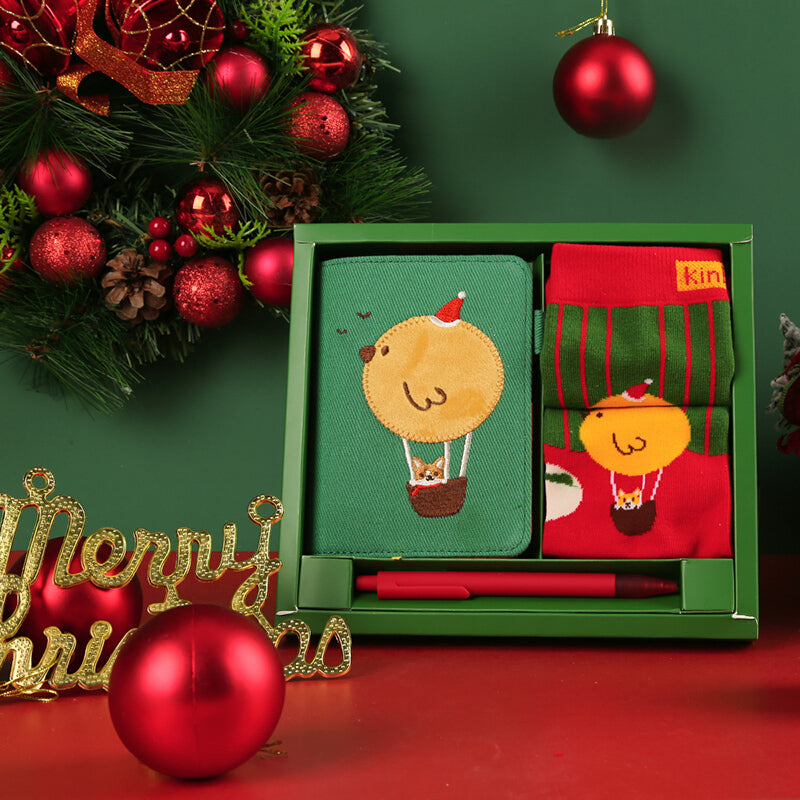 Kinbor DTB6578 Christmas Stationery Gift Box Set Cute B7 Notebook + Socks + Gel Pen Gifts for Family Friends