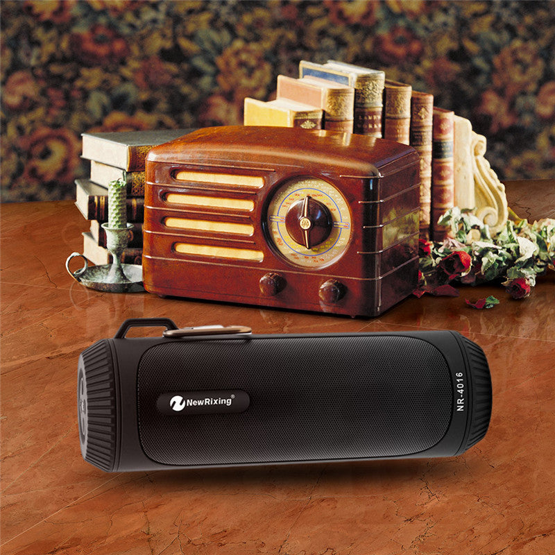 NewRixing Portable Wireless bluetooth Speaker Flashlight FM Radio TF Card Handsfree Stereo Outdoors Waterproof Speaker