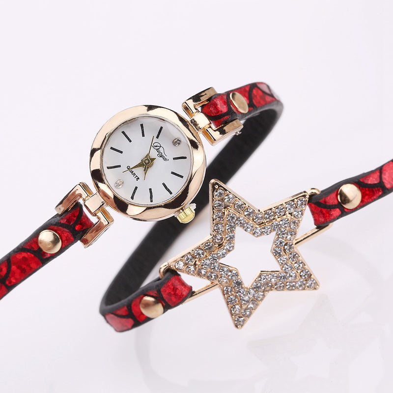 DUOYA 328 Five Pointed Star Retro Style Women Bracelet Watch Leather Band Quartz Watch
