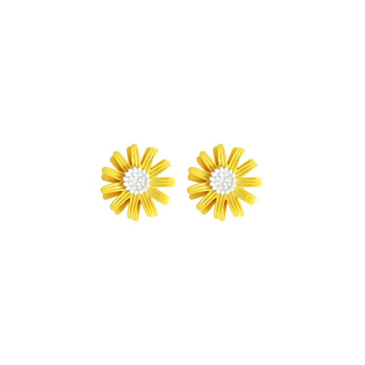 Cute Earring Sweet Daisy Flower Stud Earrings Fashion Yellow White Earrings for Women