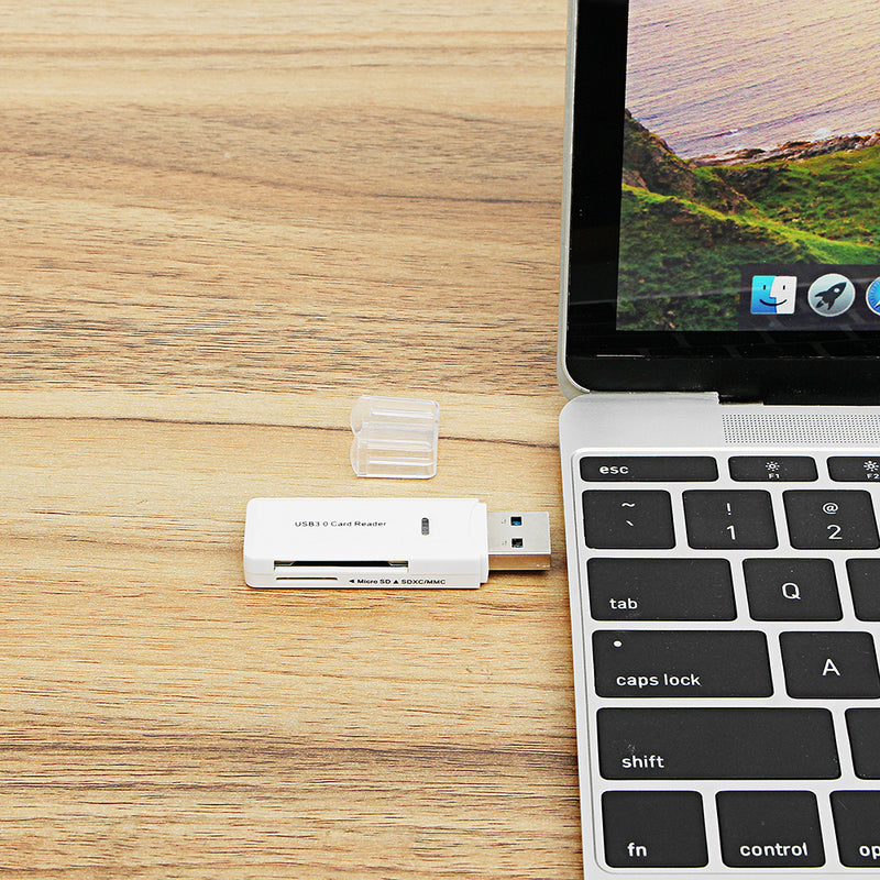 USB 3.0 High Speed Multifunctional TF SD Card Reader Black White