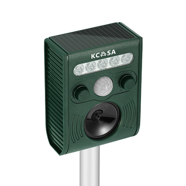 KCASA KC-JK369 Garden Ultrasonic PIR Sensor Solar Animal Dispeller Strong Flashlight Dog Repeller