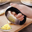 Ring Shape Stainless Steel Garlic Presser Rocker Kitchen Garlic Mincer Chopping Garlic Press Tools Kitchen Gadgets