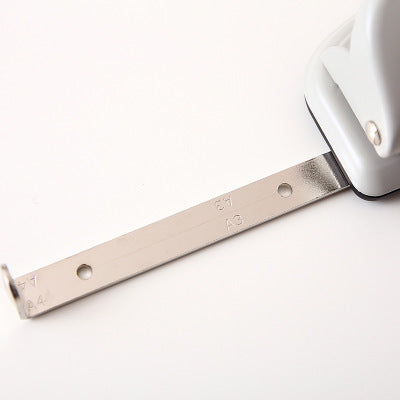 Deli 0121 Four Hole Puncher Porous Adjustable For Punching A4 Paper Data