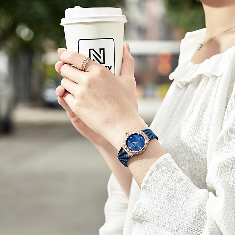 NAVIFORCE 5005 Diamonds Casual Style Ladies Wrist Watch Mesh Steel Date Display Quartz Watch