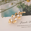 Women Fashion Exquisite Ginkgo Leaf Brooch With Faux Pearls Crystal Brooch