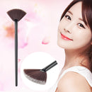 Professional Fan Shape Face Powder Foundation Blending Cosmetic Makeup Brush