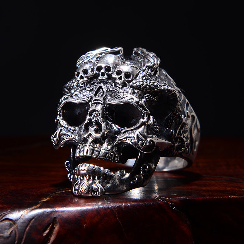 Retro Domineering Finger  Faucet Hand Dragon Pattern Double Dragon Skull Ring