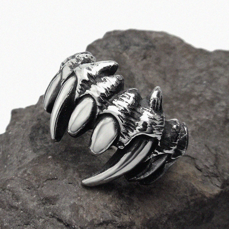 Men's Punk Retro Dragon Claw Ring Stainless Steel Biker Ring for Men Halloween Gift