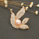 Elegant Leaf Brooch Jewellery Gold Crystal Rhinestone Faux Pearl Brooch Pin for Women
