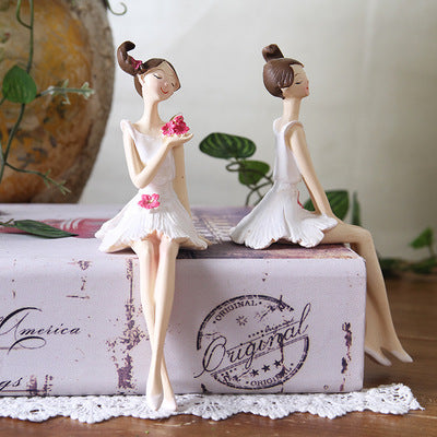 2pcs/set Beautiful Girl & Angel Creative Resin Doll Ornaments Fairy Statue Wedding Home Decorations