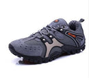 Men Hiking Shoes Outdoor Shoes Plus Velvet Cotton Shoes Hiking Shoes Sports Shoes Travel