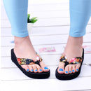 Women's Sandals Non-Slip Wearable Ultralight Beach Sandals Slippers Bath Slippers