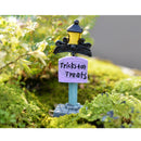 Durable Micro Landscape Mini Resin Miniature Bonsai Fairy Garden Decor Street Signpost Statue Home Garden Decor Purple