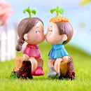 Micro Landscape Decor Resin Ornament Garden Bean Sprouts Lovers Statue