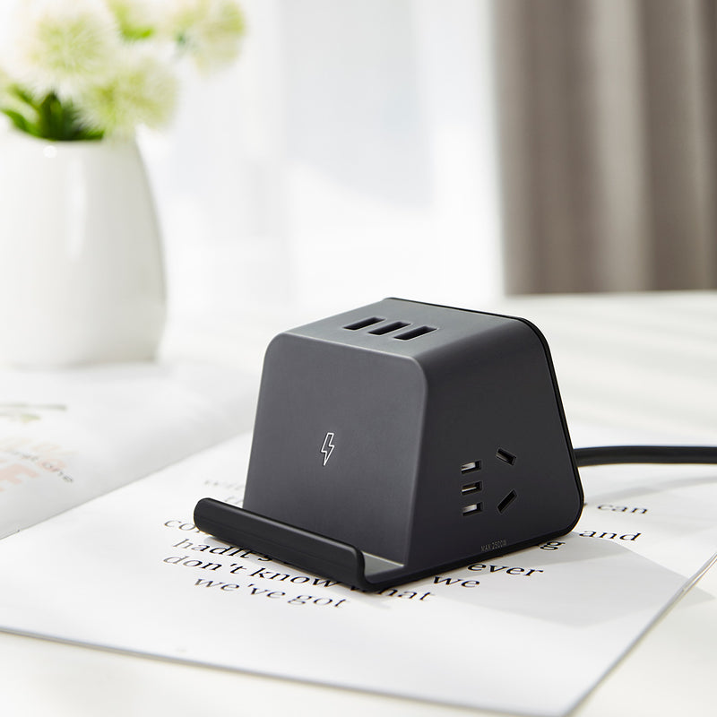 Aigo 5W Wireless Charger Socket 3D Mini Power Strip Socket Outlet 3USB Ports from Xiaomi Youpin