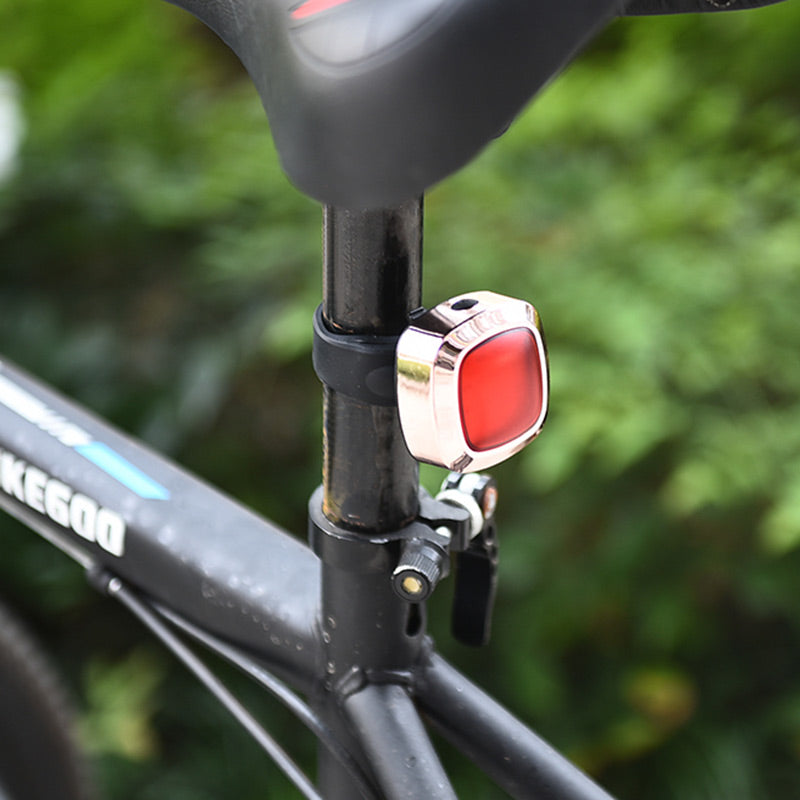 Xmund XD-BL4 60 Lumens 16 COB Smart Sensor Light 10H Running Time 5 Modes USB Rechargeable 90 Adjustable IPX6 Waterproof Outdoor Cycling Bike Tail Light