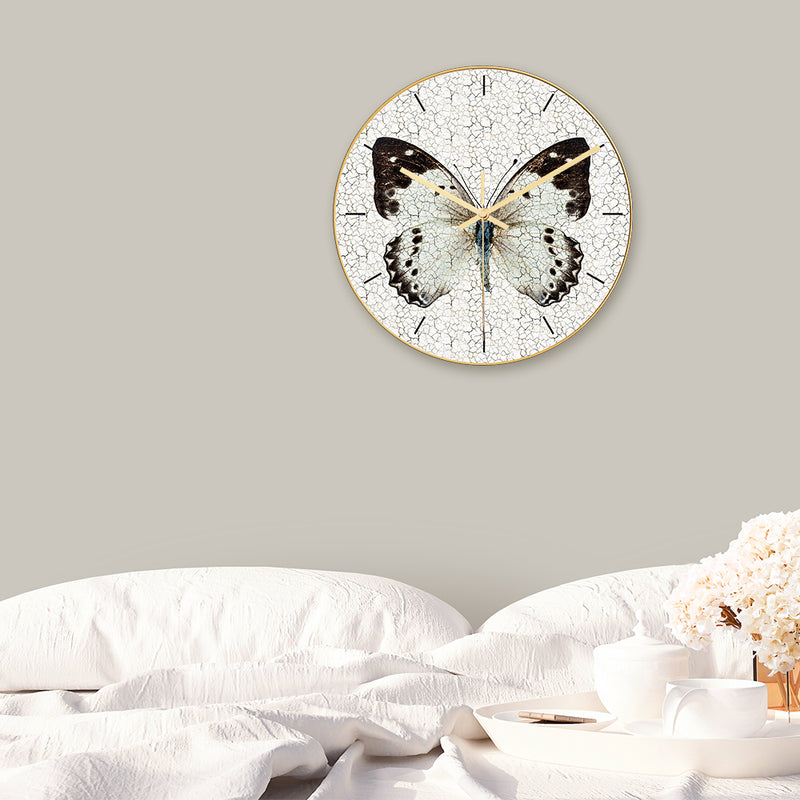 Loskii CC012 Creative Butterfly Pattern Wall Clock Mute Wall Clock Quartz Wall Clock For Home Office Decorations