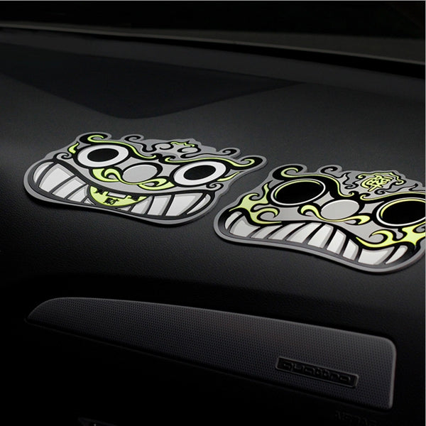 WenTongZi Mythical Wild Animal Silicone Car Non Slip Pad for Mobile GPS Universal