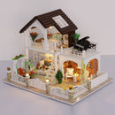 1:24 Scale DIY Handcraft Miniature Project Kit Wooden Dolls House Model - Holiday Villa with Dust Cover - Home Display Decor Gift