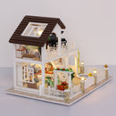 1:24 Scale DIY Handcraft Miniature Project Kit Wooden Dolls House Model - Holiday Villa with Dust Cover - Home Display Decor Gift