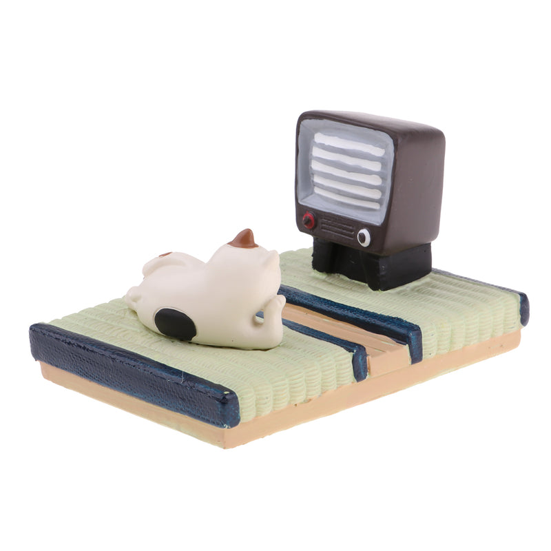 1/12 Dollhouse Miniature Resin Creative Ornaments Cat Watching TV Model Fairy Garden Decor Mobile Phone Stents