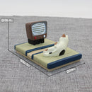 1/12 Dollhouse Miniature Resin Creative Ornaments Cat Watching TV Model Fairy Garden Decor Mobile Phone Stents