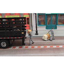 RM 1:64 Scale Figures Diorama To Move The Box Freight Courier Stevedore Model