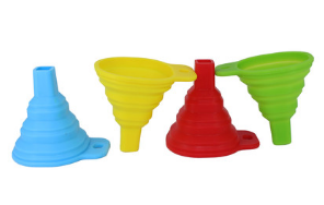 Random delivery of color Silicone folding small funnel