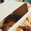 Retro Bread Box for Kitchen Counter Metal Bread Bin, Retro Storage Container For Doughnuts, Pastries, Cookies, Dry Food, Tosat Bread and More