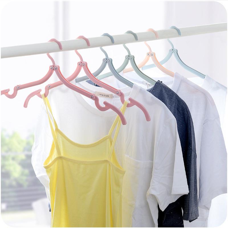Folding Travel Hanger Portable Travel Clothes Brace Household Windproof Clothes Hanger Non-slip Clothes Hanger Plastic Cloth Hanger